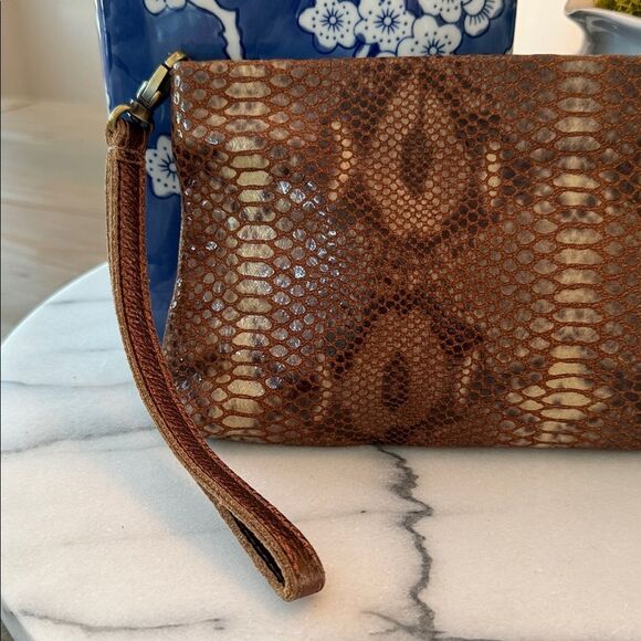 MOLLY G Genuine Leather Snakeskin Clutch
